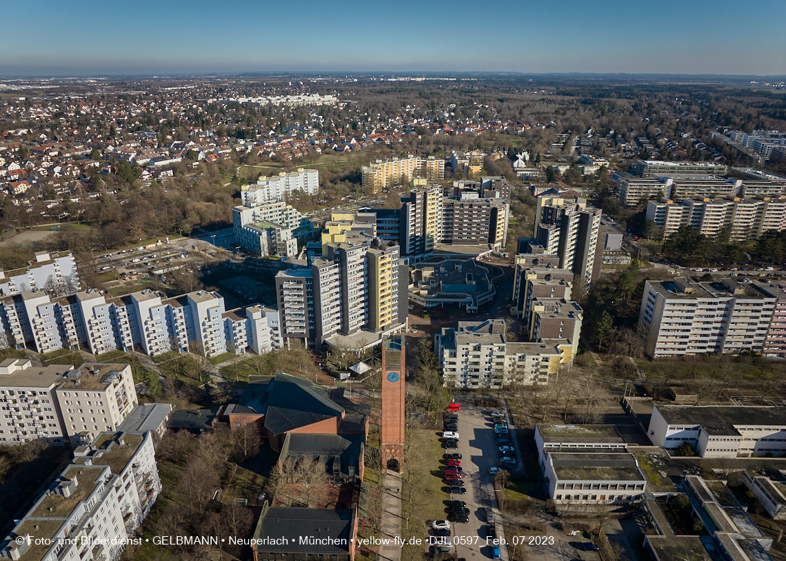 07.02.2023 - Luftbilder vom Marx-Zenrtum und Umgebung in Neuperlach